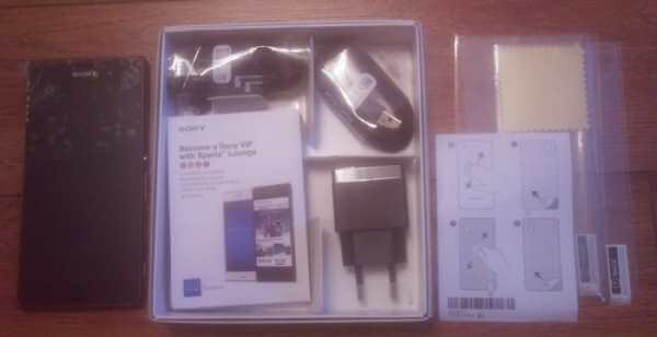 Комплектация Sony Xperia Z3 D6603